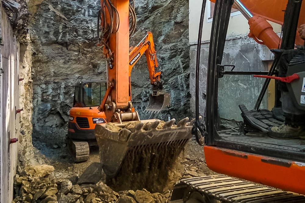 Tiefbau Hofer Baggerarbeiten Eisacktal Südtirol Aushub