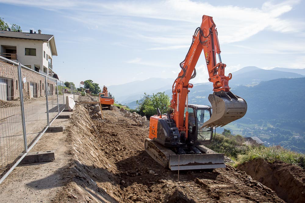 Tiefbau Hofer Baggerarbeiten Eisacktal Südtirol Wege Strassen Forststraße Zufahrten