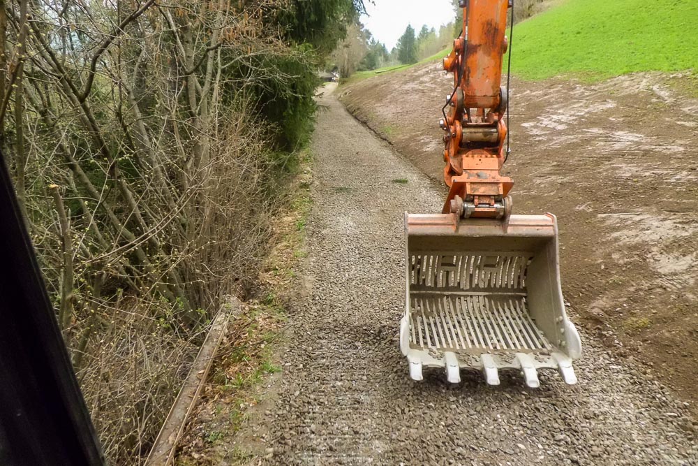 Tiefbau Hofer Baggerarbeiten Eisacktal Südtirol Wege Strassen Forststraße Zufahrten